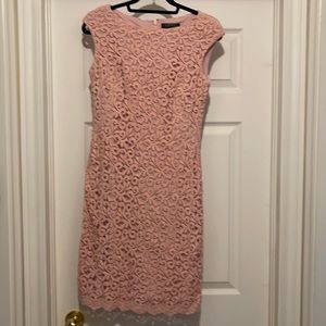Lauren Ralph Lauren pink lace ladies dress size 6 new with tags.